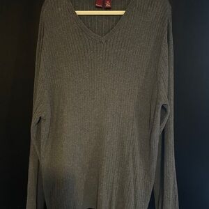Izod Gray V-Neck Sweater